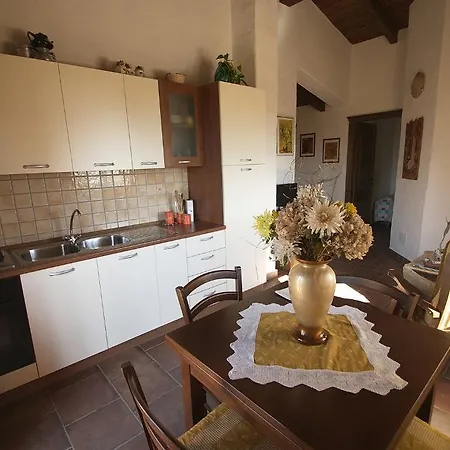 Сasa de vacaciones Villetta Bouganvillea SantʼAnna Arresi